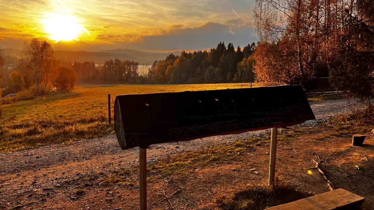 Hauslipno Bungalov Na Lipne Lipno nad Vltavou Exteriér fotografie